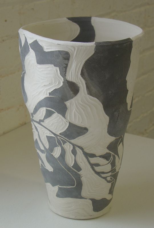 open vase with kelp deco